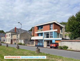 
                                                                                        Vente
                                                                                         MAISON D’ARCHITECTE 155 M2 À LA CHARITÉ SUR LOIRE