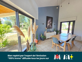 
                                                                                        Vente
                                                                                         MAISON D’ARCHITECTE AVEC PISCINE – VOLUMES EXCEPTIONNELS & CADRE PRIVILÉGIÉ A 10mn DE L OCEAN