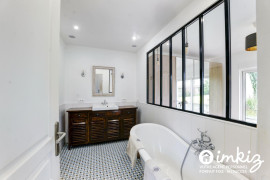 
                                                                                        Vente
                                                                                         Maison d’architecte, hypercentre, jardin, 5' gare