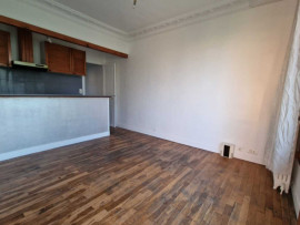 
                                                                                        Vente
                                                                                         Maison d’habitation avec jardin, box, et ssol