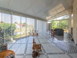 
                                                                                        Vente
                                                                                         Maison d'architecte 220 m2 à Bessay-sur-Allier