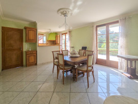 
                                                                                        Vente
                                                                                         Maison d'architecte 220 m2 à Bessay-sur-Allier