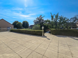 
                                                                                        Vente
                                                                                         Maison d'architecte 220 m2 à Bessay-sur-Allier