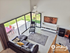 
                                                                                        Vente
                                                                                         Maison d'architecte 5 pièces