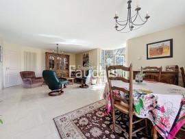 
                                                                                        Vente
                                                                                         MAISON D'ARCHITECTE - A 10MN DE SAINT -LO