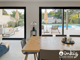 
                                                                                        Vente
                                                                                         Maison d'architecte contemporaine 6/7 pièces