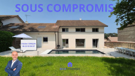 
                                                                                        Vente
                                                                                         Maison d'architecte de 148 m² sur 1262 m² de terrain