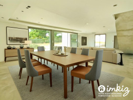Vente
Maison d'architecte de 206m² - piscine et brasero