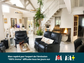 
                                                                                        Vente
                                                                                         MAISON D'ARTISTE EN PIERRES 141M2 3 CHAMBRES + 1 BUREAU + 1 STUDIO + VERANDA 27M2 AVEC JARDIN LUXURIANT 1413M2