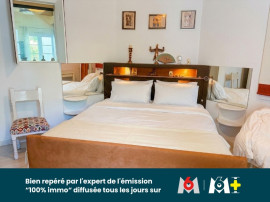 
                                                                                        Vente
                                                                                         MAISON D'ARTISTE EN PIERRES 141M2 3 CHAMBRES + 1 BUREAU + 1 STUDIO + VERANDA 27M2 AVEC JARDIN LUXURIANT 1413M2