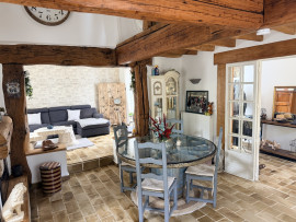 
                                                                                        Vente
                                                                                         Maison de 100m²