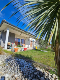 Vente
                                                                                Maison de 120m2  construction 2012.