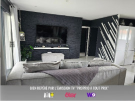 
                                                                                        Vente
                                                                                         Maison de 143m2 secteur Saint Pierre du Mont