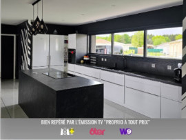 
                                                                                        Vente
                                                                                         Maison de 143m2 secteur Saint Pierre du Mont