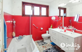 Vente
Maison de 167m² avec piscine et vue exceptionnelle