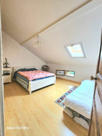 Vente
Maison de 214m2 avec dépendances