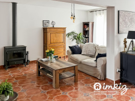 
                                                                                        Vente
                                                                                         Maison de 228 m2 + dépendances  de 28  m2