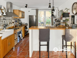 
                                                                                        Vente
                                                                                         Maison de 228 m2 + dépendances  de 28  m2