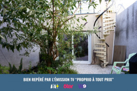 
                                                                                        Vente
                                                                                         Maison de 3 niveaux avec cour intérieure et garage