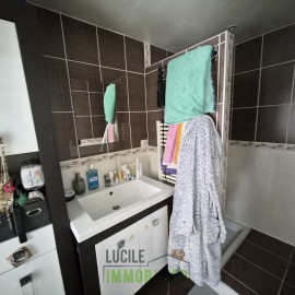 
                                                                                        Vente
                                                                                         Maison de  3chambres 117m²