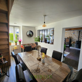
                                                                                        Vente
                                                                                         Maison de  3chambres 117m²
