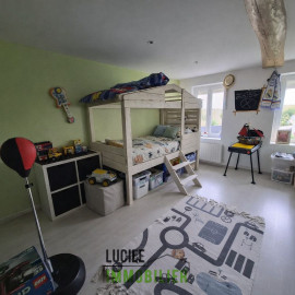 
                                                                                        Vente
                                                                                         Maison de  3chambres 117m²