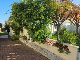 
                                                                                        Vente
                                                                                         Maison de 89 m2 charme de l’ancien – Cenon