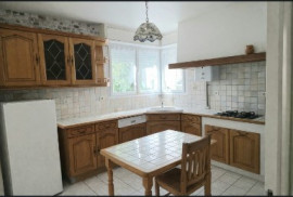 
                                                                                        Vente
                                                                                         Maison de 89 m2 charme de l’ancien – Cenon