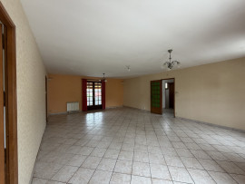 
                                                                                        Vente
                                                                                         Maison de 90m²