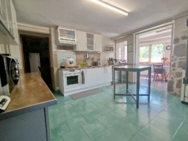 
                                                                                        Vente
                                                                                         Maison de caractère 139 m2 appartement 40 m² PREY