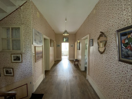 
                                                                                        Vente
                                                                                         Maison de caractère avec gîte et île privée (p