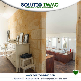 
                                                                                        Vente
                                                                                         MAISON  COUP DE CŒUR BOURG SUR GIRONDE