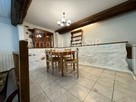 Vente
MAISON DE CARACTERE EN PIERRES, JARDIN ET BOSQUET, PLACE PARKING, AU PIED DU CHATEAU CATHARE