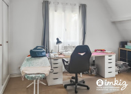 
                                                                                        Vente
                                                                                         Maison de caractère - Piscine  et parc  paysager