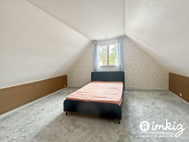 
                                                                                        Vente
                                                                                         Maison de charme 154 m2 - 7 pièces - 5 chambres
