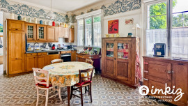 
                                                                                        Vente
                                                                                         Maison de maître 274 m² jardin clos, 15' de Reims