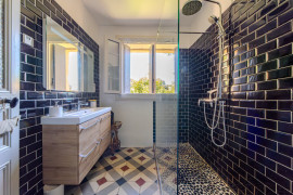 
                                                                                        Vente
                                                                                         Maison de maître + gîte
