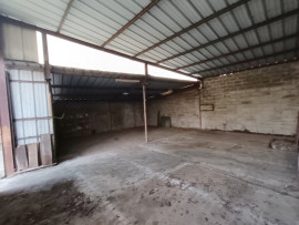 
                                                                                        Vente
                                                                                         Maison de maître, plain-pied, 5 chambres