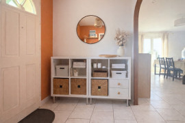 
                                                                                        Vente
                                                                                         Maison de plain-pied,3 chambres, un garage , 1254m2 de terrain clos