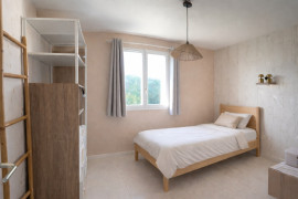 
                                                                                        Vente
                                                                                         Maison de plain-pied,3 chambres, un garage , 1254m2 de terrain clos