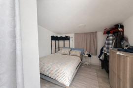 
                                                                                        Vente
                                                                                         Maison de plain-pied, 3ch, studio indépendant, tout à l'égout