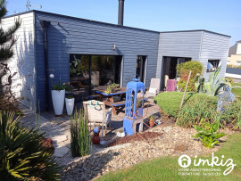 Vente
Maison de plain pied, avec garage