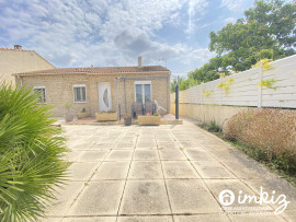 
                                                                                        Vente
                                                                                         Maison de plain pied  avec jardin et garage