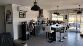 Vente
Maison de plain-pied récente