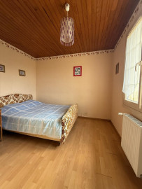 Vente
Maison de plain-pied rénovée terrain de 2 862 m2