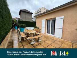 
                                                                                        Vente
                                                                                         Maison de plein pied de156 avec piscine