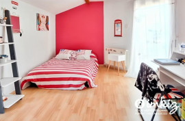 
                                                                                        Vente
                                                                                         Maison de standing 190 m² piscine et garage double