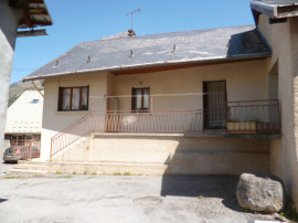 
                                                                                        Vente
                                                                                         MAISON de village  4 CHAMBRES DANS HAMEAU CALME