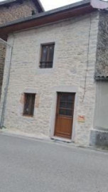 
                                                                                        Location
                                                                                         Maison de village meublée entièrement rénovée