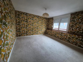 
                                                                                        Vente
                                                                                         Maison de ville -193 m² - 6 chambres - Vierzon